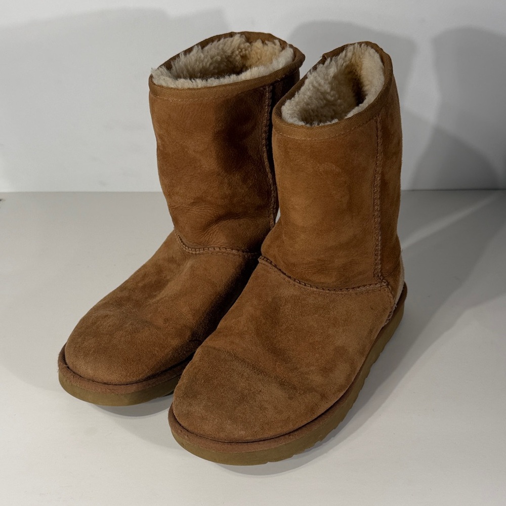 Men's Classic Suede Shearling Boots - Chestnut Brown